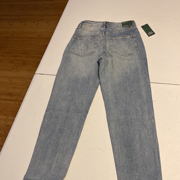 Size 2 high rise - Picture 2 of 3